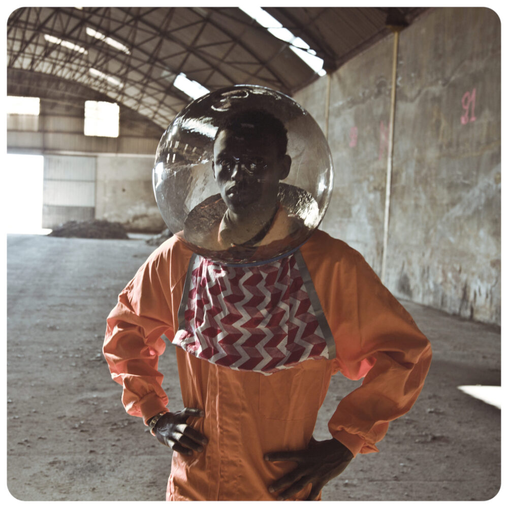 20-MBULUMBUBLU - Afronauts - ©Cristina de Middel